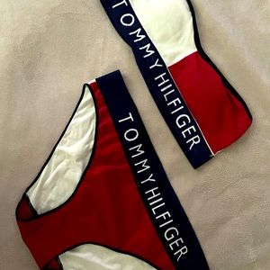 TOMMY HILFIGER SET